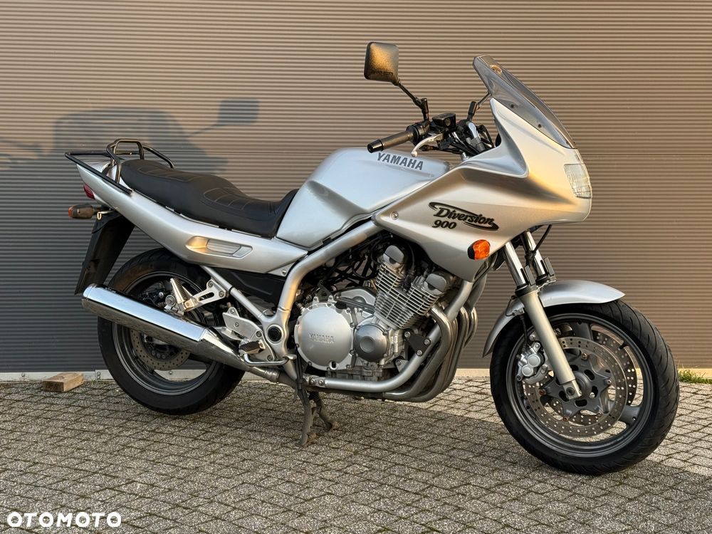 Yamaha XJ - 1