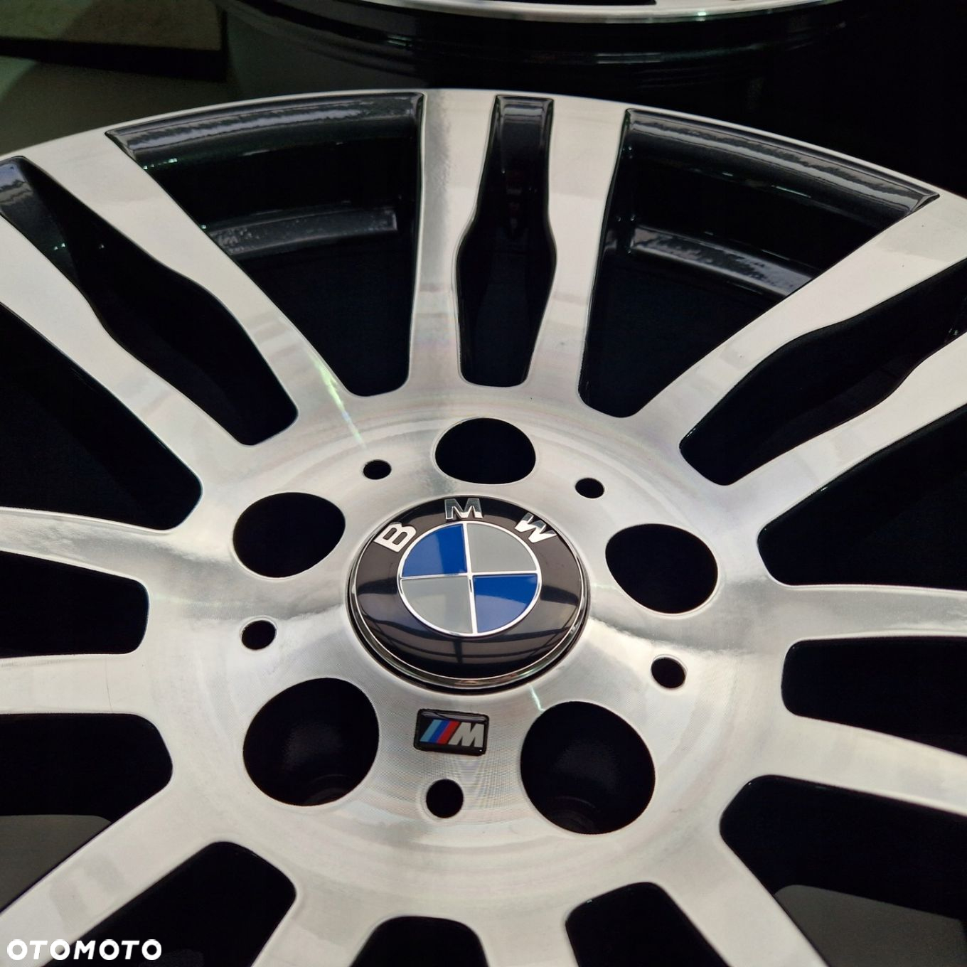 BMW X5 F15 E70 X6 F16 E71 5x120 20 IS40 IS35 4X - 6