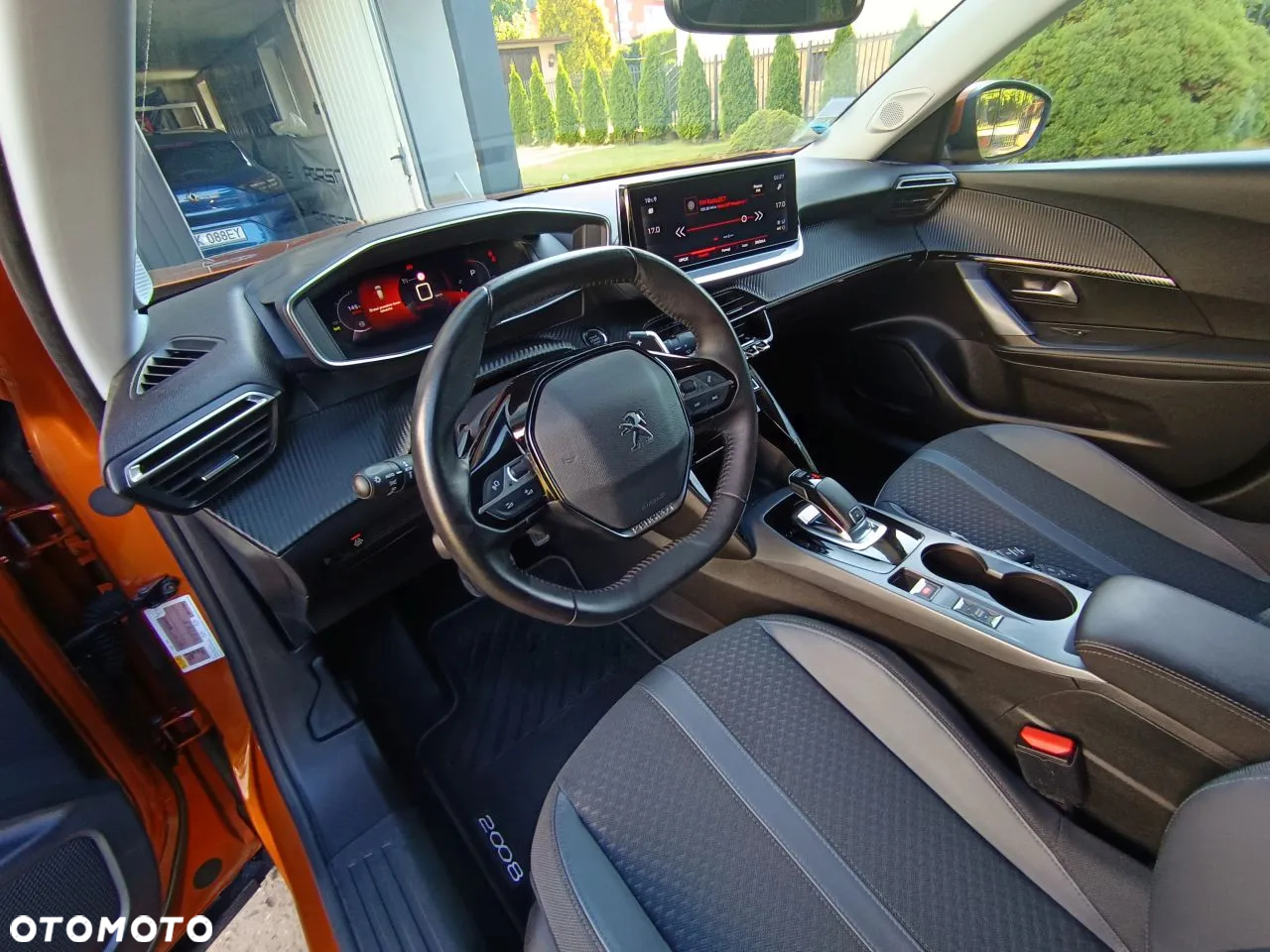 Peugeot 2008 PureTech 130 EAT8 Allure - 13