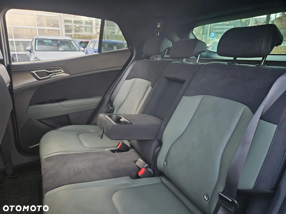 Kia Sportage 1.6 T-GDI HEV Anniversary 2WD - 16