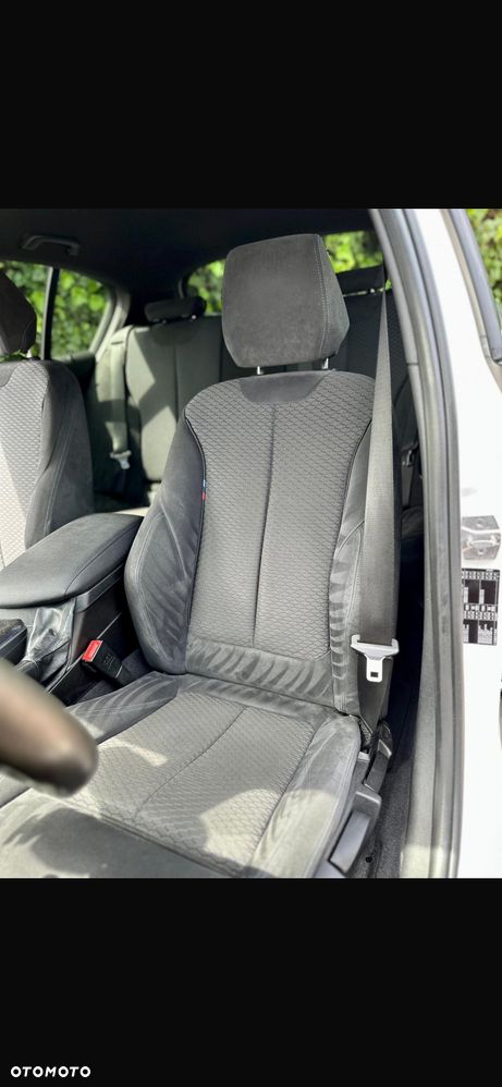 BMW Seria 1 120d - 15