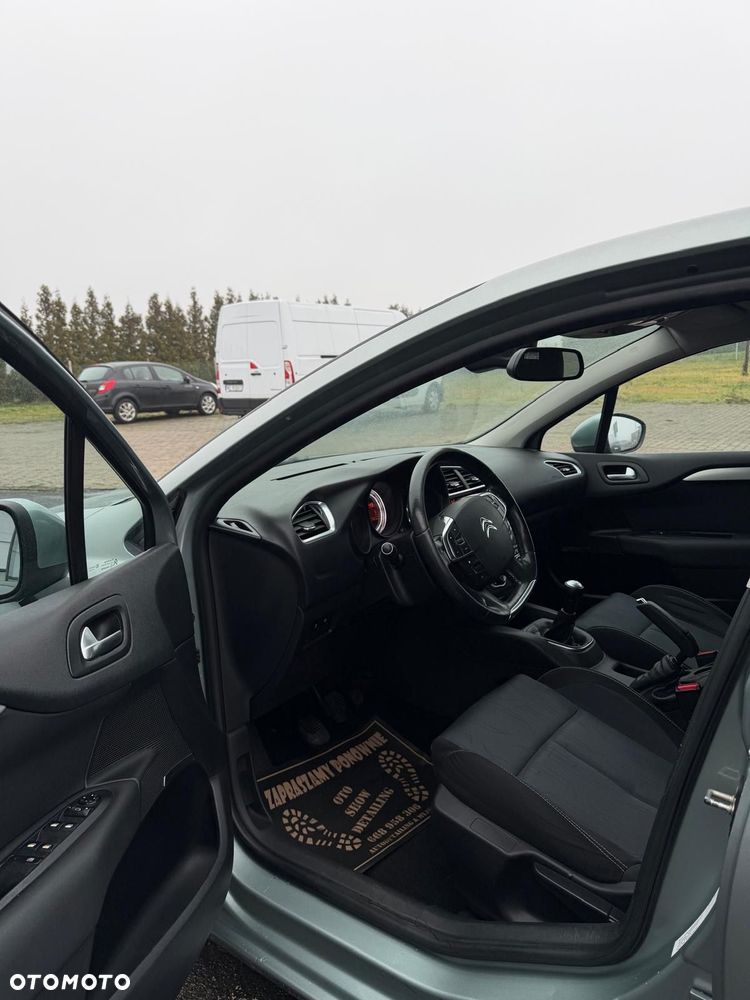 Citroën C4 HDi 90 Attraction - 6