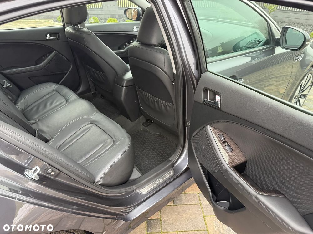 Kia Optima 1.7 CRDI EcoDynamics Spirit - 25