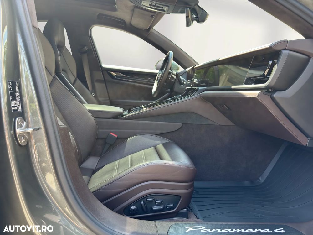 Porsche Panamera 4 - 18