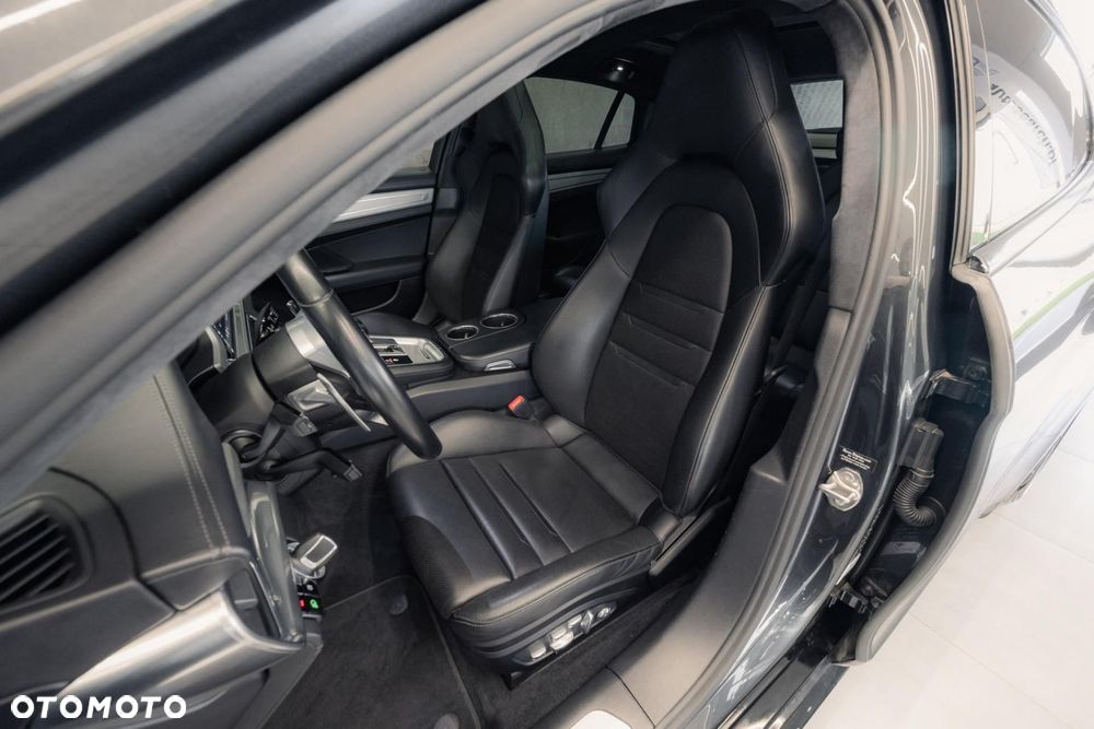Porsche Panamera Turbo - 13