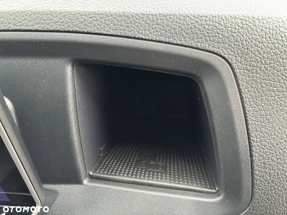 Volkswagen Crafter 35 Furgon L4H3, 2.0BiTDI 177KM, 4490mm, Wysoki dach - 37