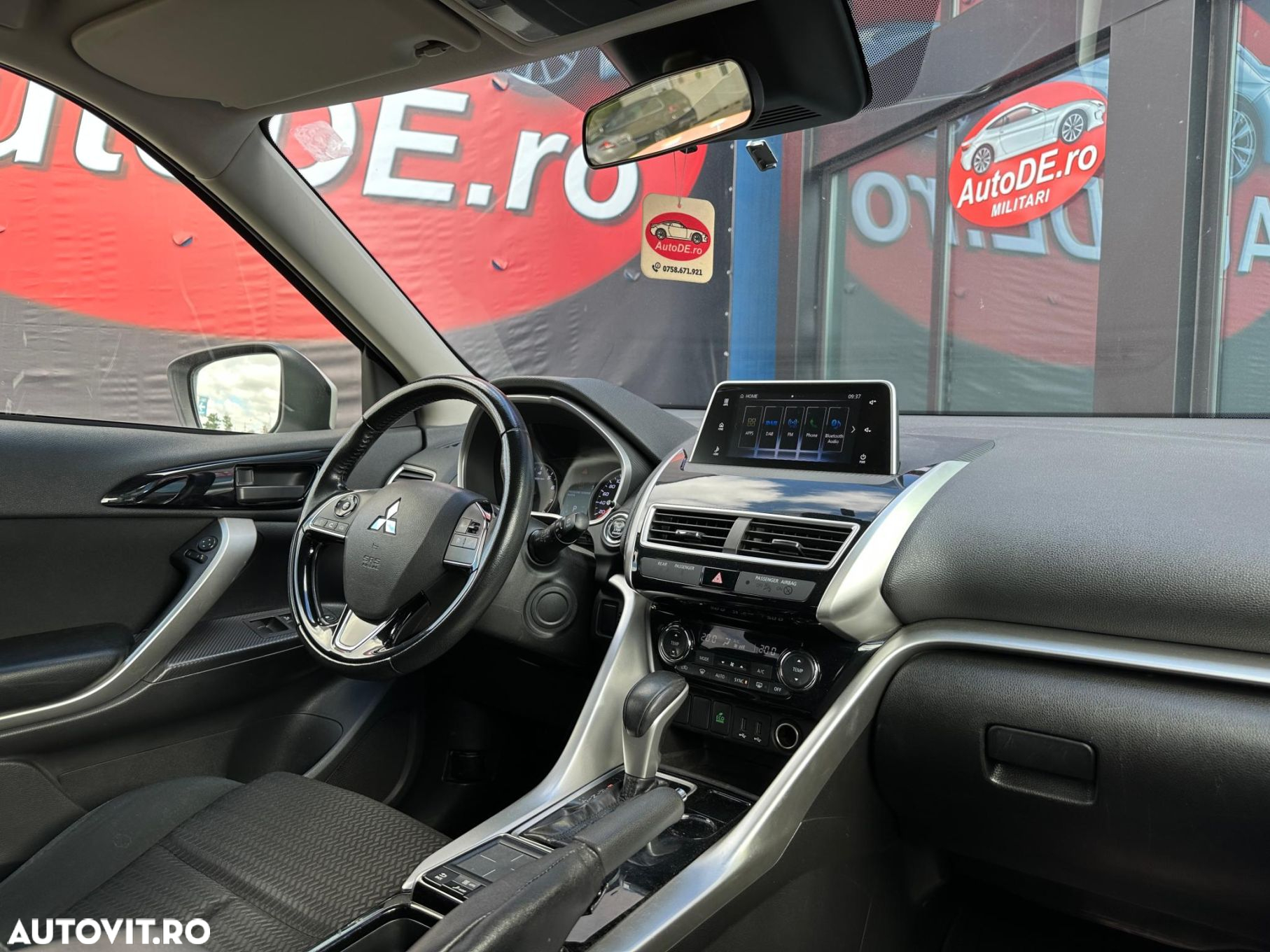 Mitsubishi Eclipse-Cross - 8