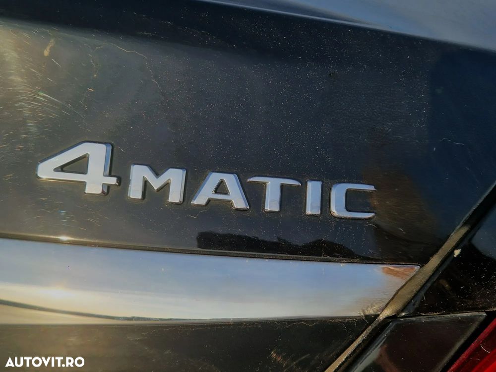 Mercedes-Benz C 200 4MATIC Aut. - 23