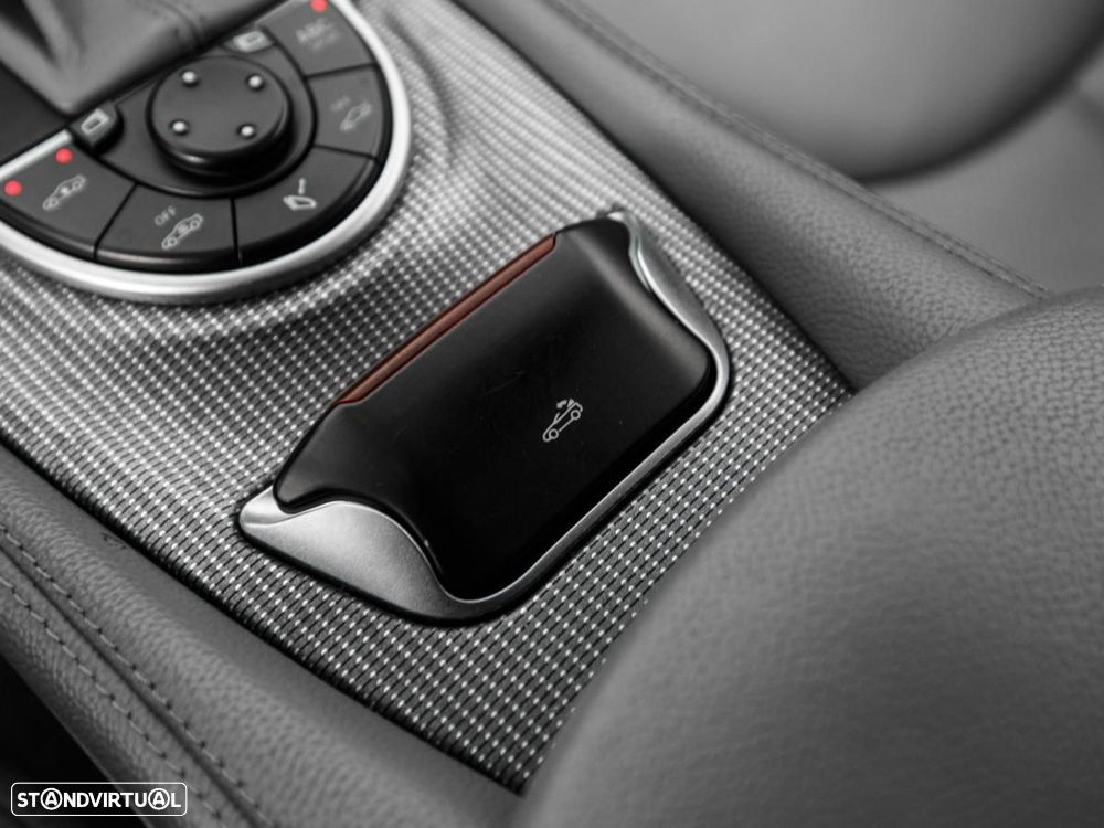 Mercedes-Benz SL 500 - 12