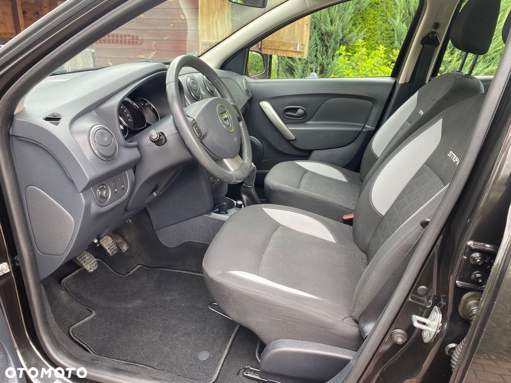 Dacia Sandero 0.9 TCe SL Celebration S&S - 10