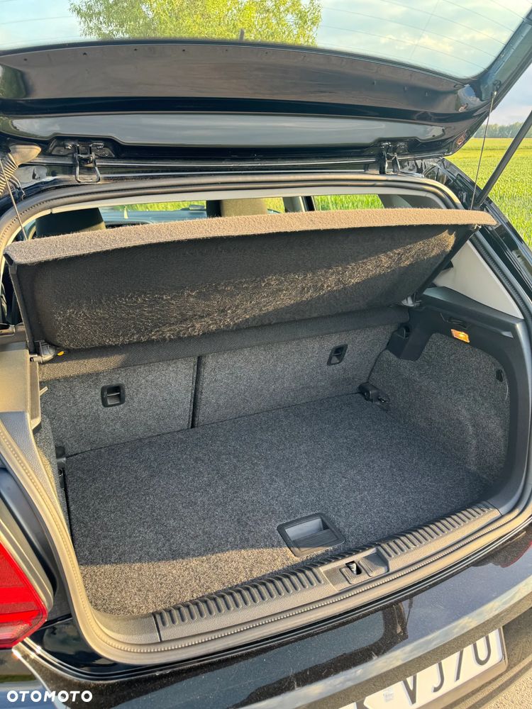 Volkswagen Polo - 10