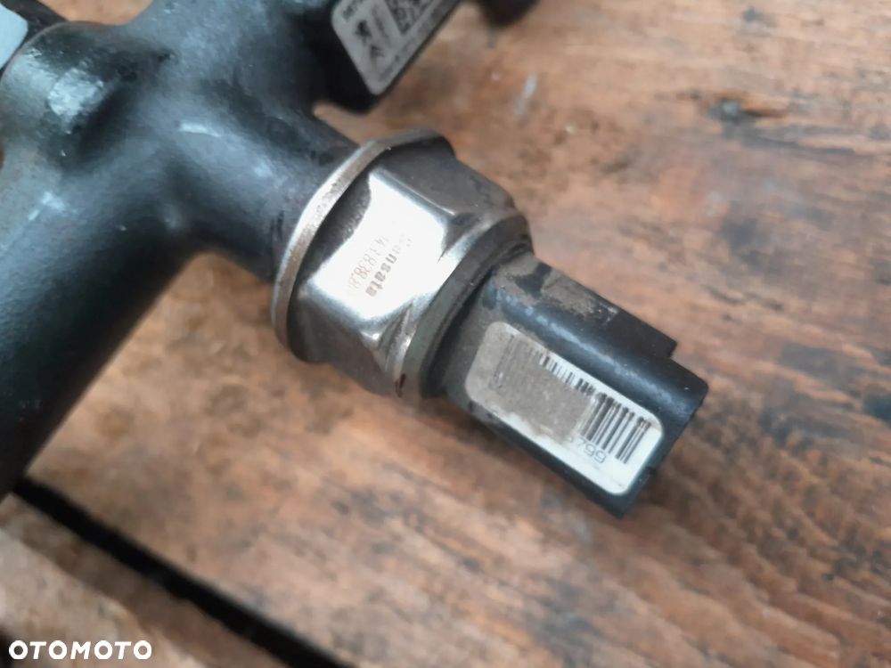 Listwa wtryskowa czujnik Peugeot Boxer 2.0 HDI E6 - 2