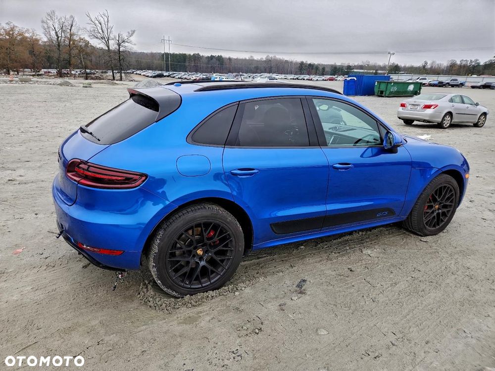 Porsche Macan GTS PDK - 4