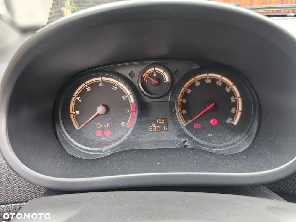 Opel Corsa 1.2 16V Edition - 19