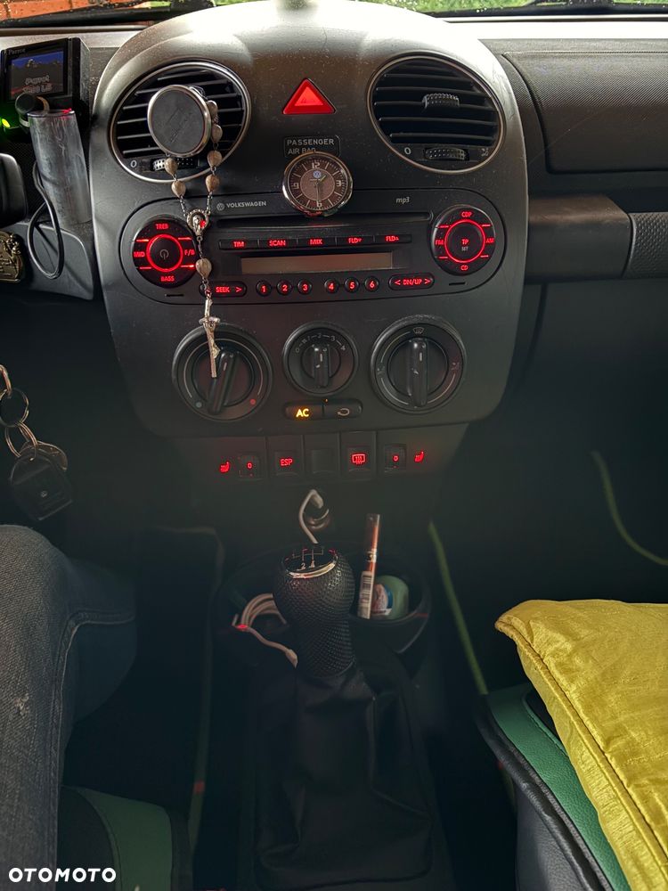 Volkswagen New Beetle 1.8T - 4