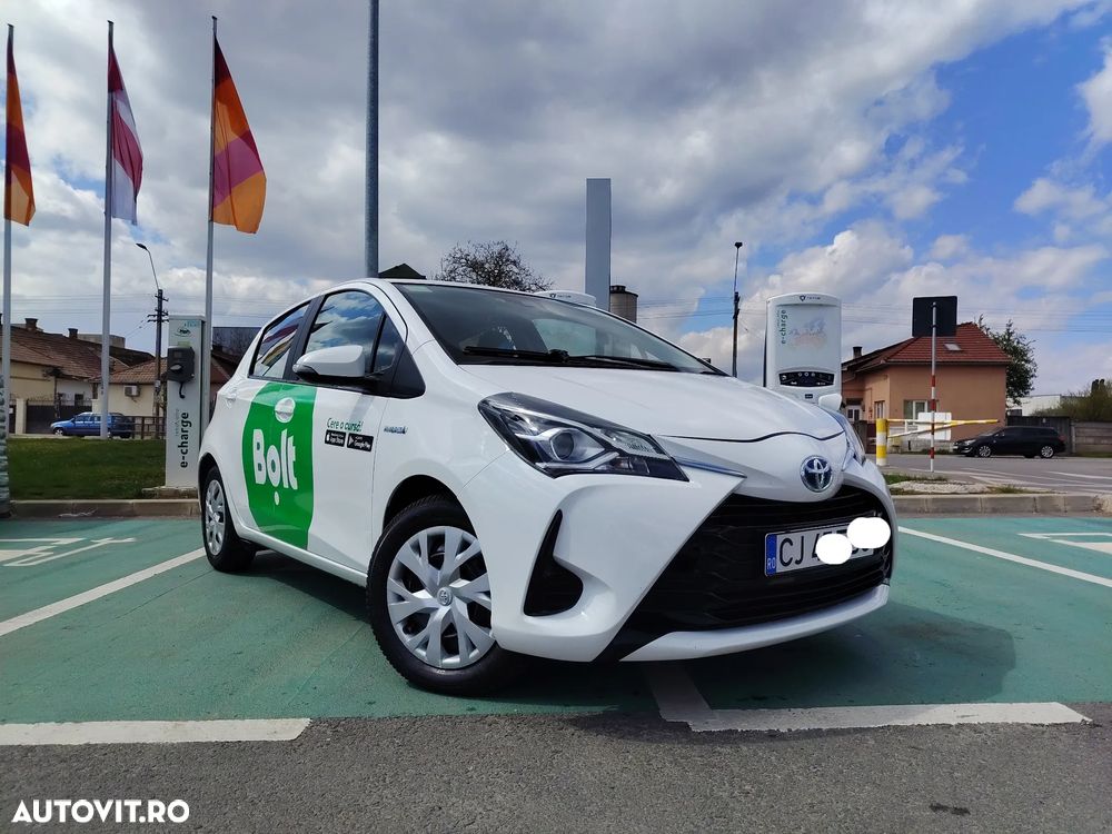 Toyota Yaris 1.5 VVT-i HSD Active - 4