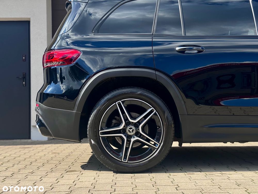Mercedes-Benz GLB 200 d AMG Line 8G-DCT - 13