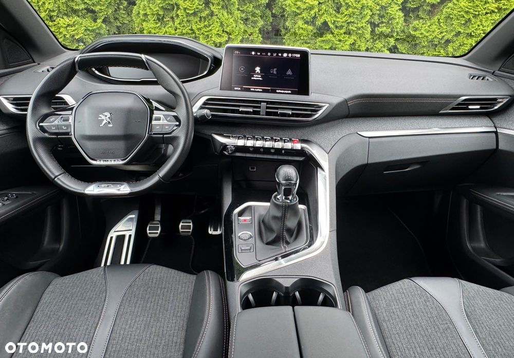 Peugeot 3008 - 29