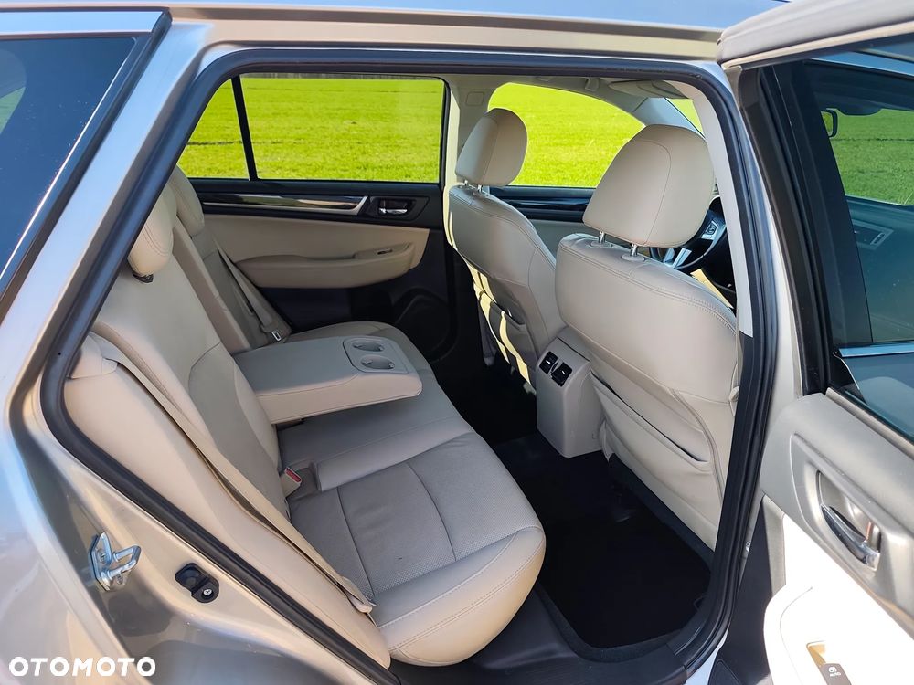 Subaru Outback 2.0D Exclusive Lineartronic - 23