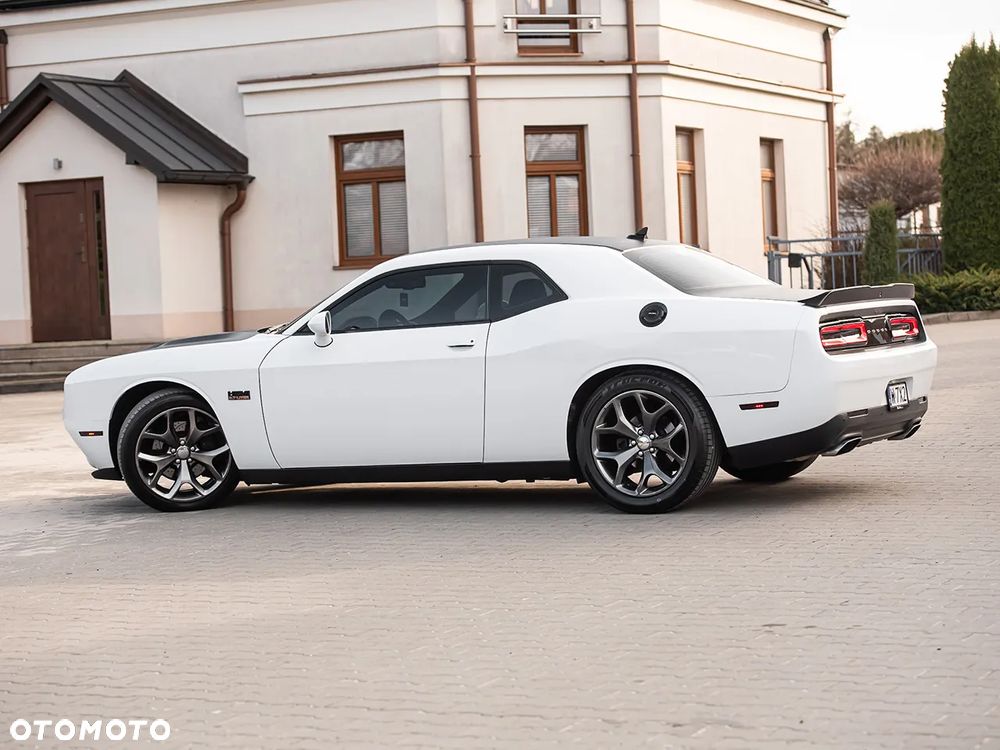 Dodge Challenger 5.7 R/T - 9