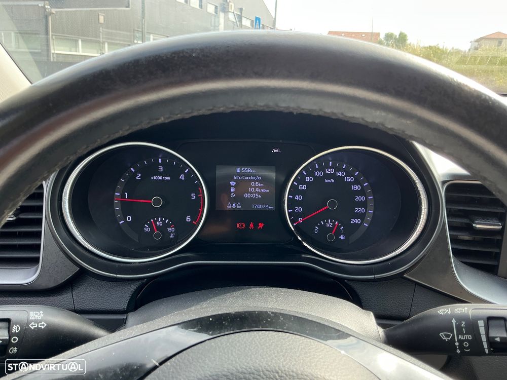 Kia Ceed SW 1.6 CRDi (48V Mild-Hybrid) Platinum - 8