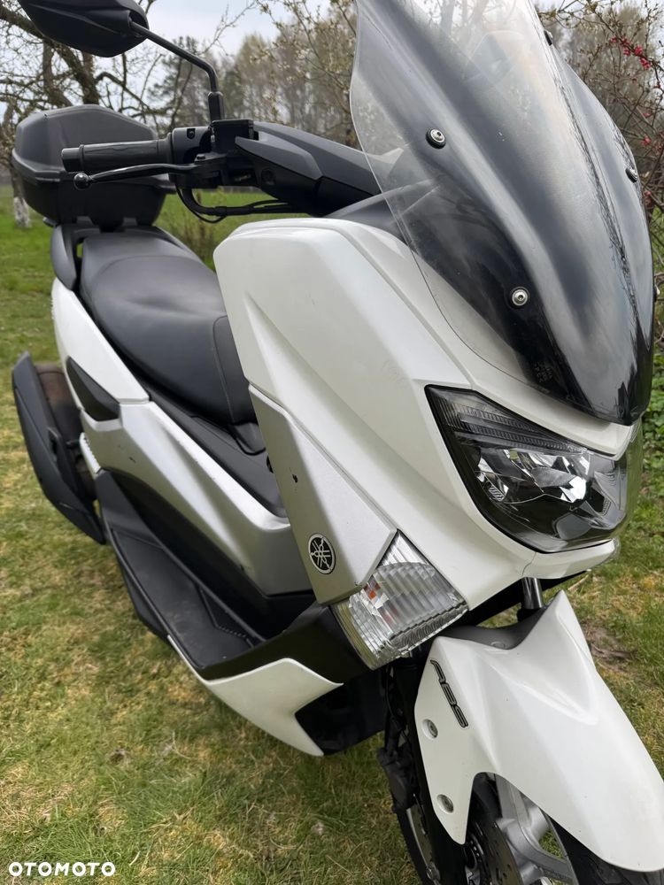 Yamaha NMAX - 27