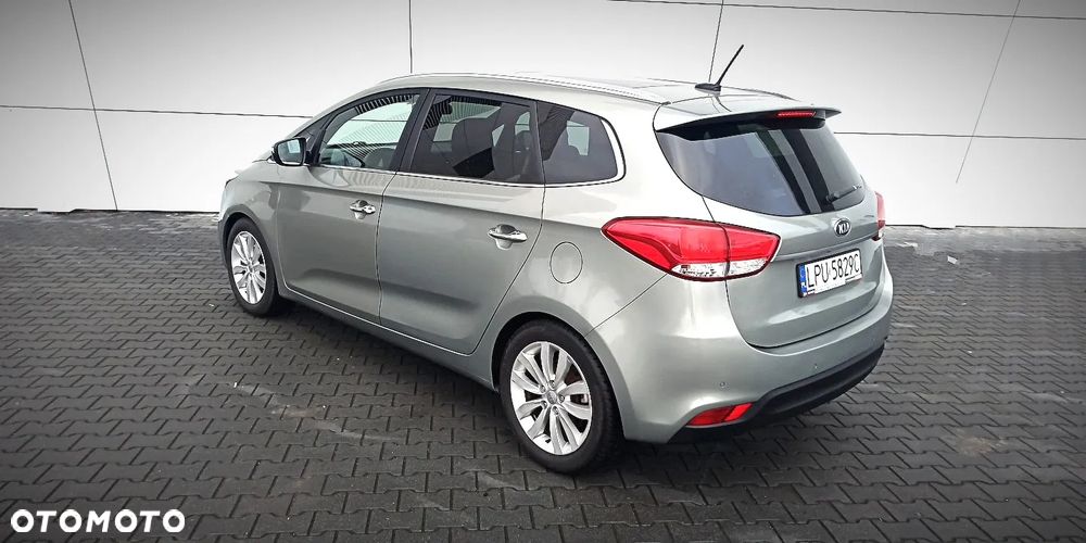 Kia Carens 1.7 CRDi Edition 7 - 9