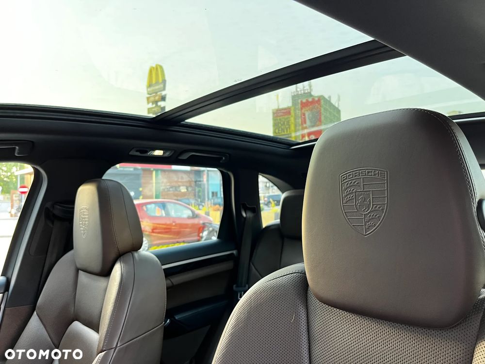 Porsche Cayenne Diesel - 10