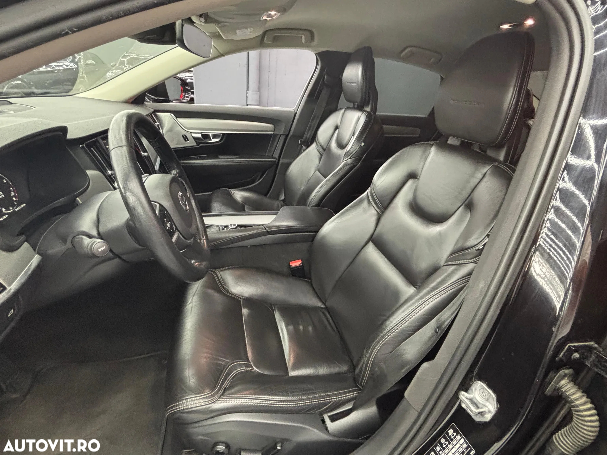 Volvo S90 T6 AWD Geartronic Momentum - 5