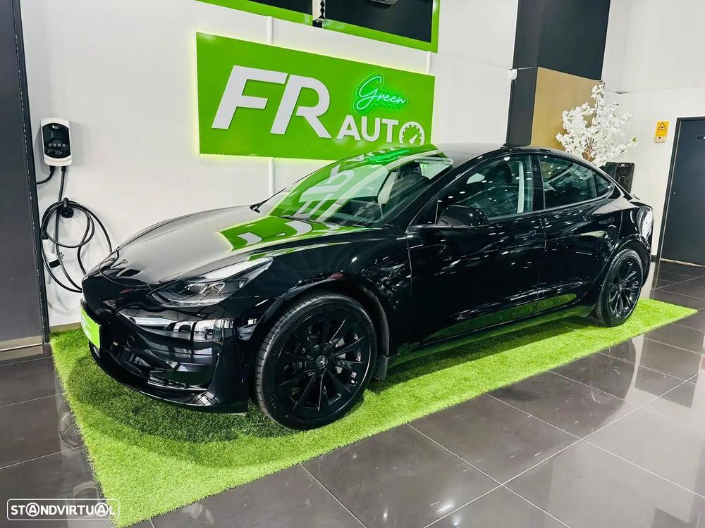 Tesla Model 3 Standard RWD - 3