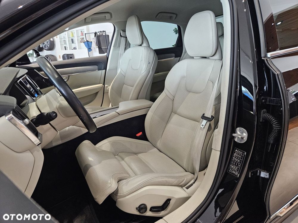 Volvo S90 - 17