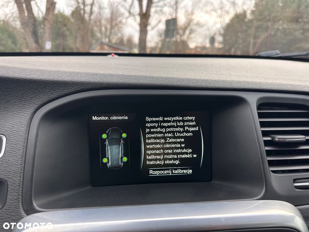 Volvo V60 D3 Momentum - 29