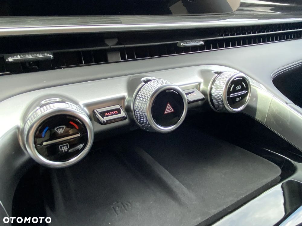 Omoda 9 1.5 Super Hybrid Exclusive AWD - 28