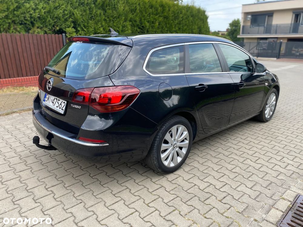 Opel Astra IV 1.4 T Cosmo - 5