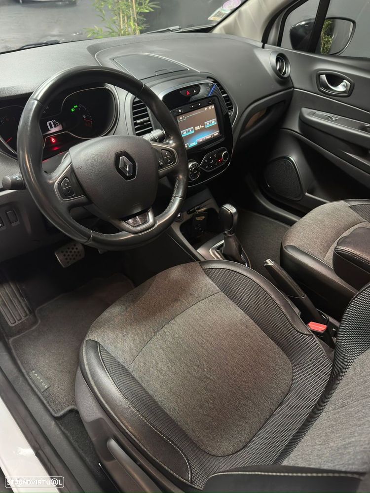 Renault Captur 1.2 TCe Exclusive EDC - 8