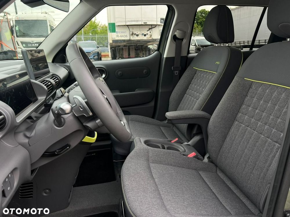Hyundai Inster 49kWh Cross Smart - 13
