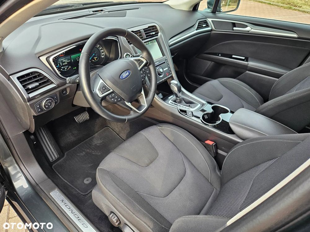 Ford Mondeo 2.0 TDCi Bi-Turbo PowerShift-Aut Titanium - 9