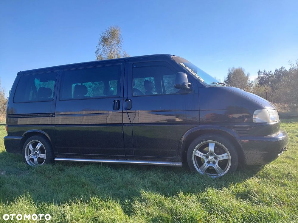 Volkswagen Caravelle - 4