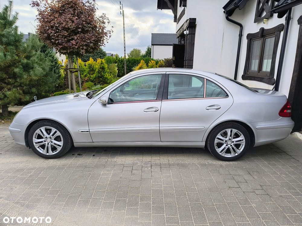 Mercedes-Benz Klasa E 200 Kompressor Classic - 2