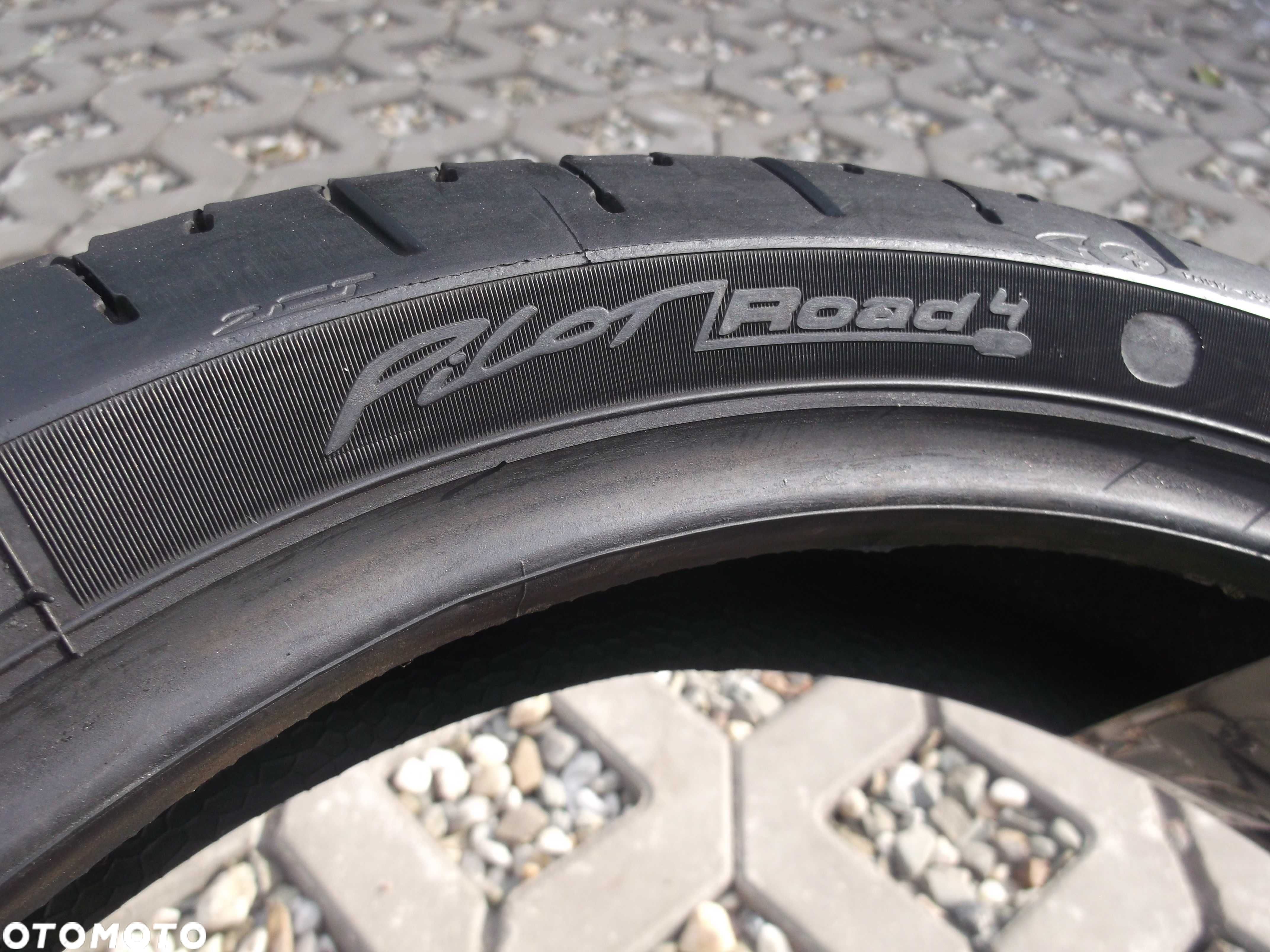 opona 120/70 zr17 Michelin Pilot Road 4 dot4614 3,3mm - 5