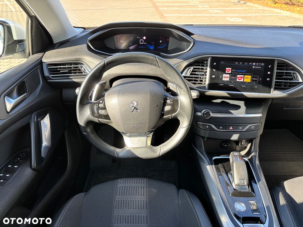 Peugeot 308 1.5 BlueHDi Allure S&S EAT8 - 17