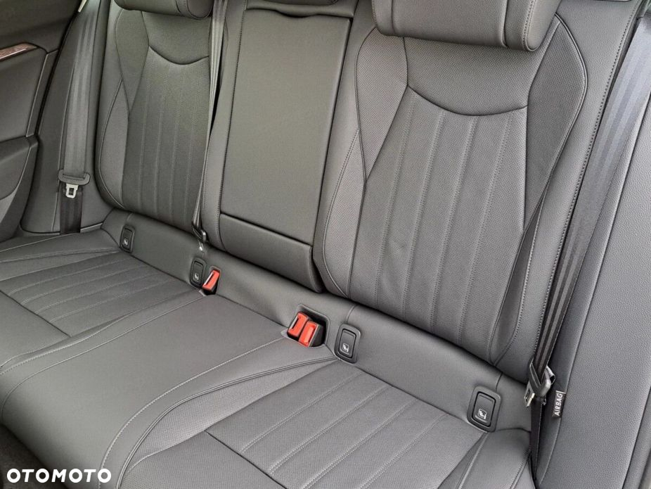 Skoda Superb 2.0 TDI SCR L&K DSG - 15