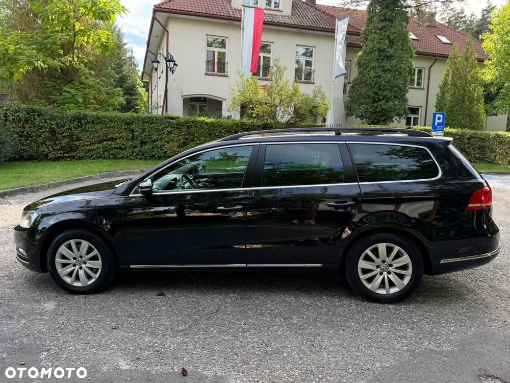 Volkswagen Passat - 16
