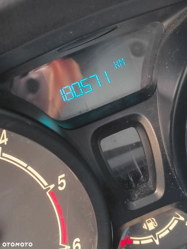 Ford Fiesta 1.5 TDCi Ambiente - 5