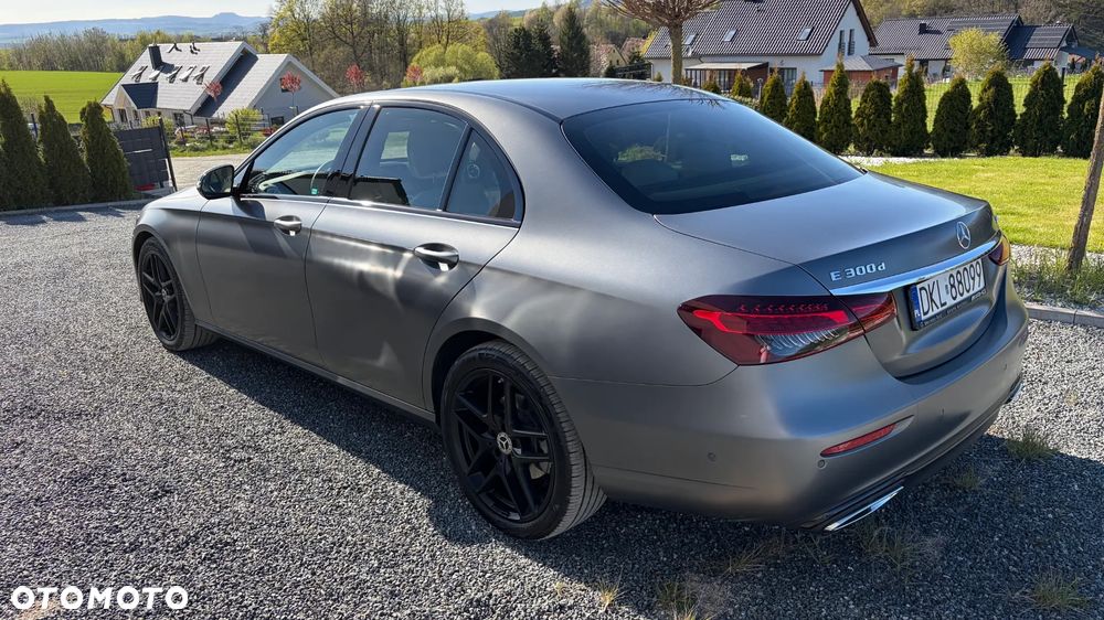 Mercedes-Benz Klasa E 300 d 4-Matic Avantgarde - 8