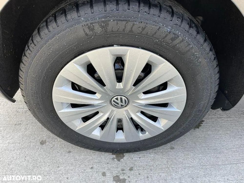 Volkswagen Golf 1.6 TDI DPF BlueMotion Technology Comfortline - 9