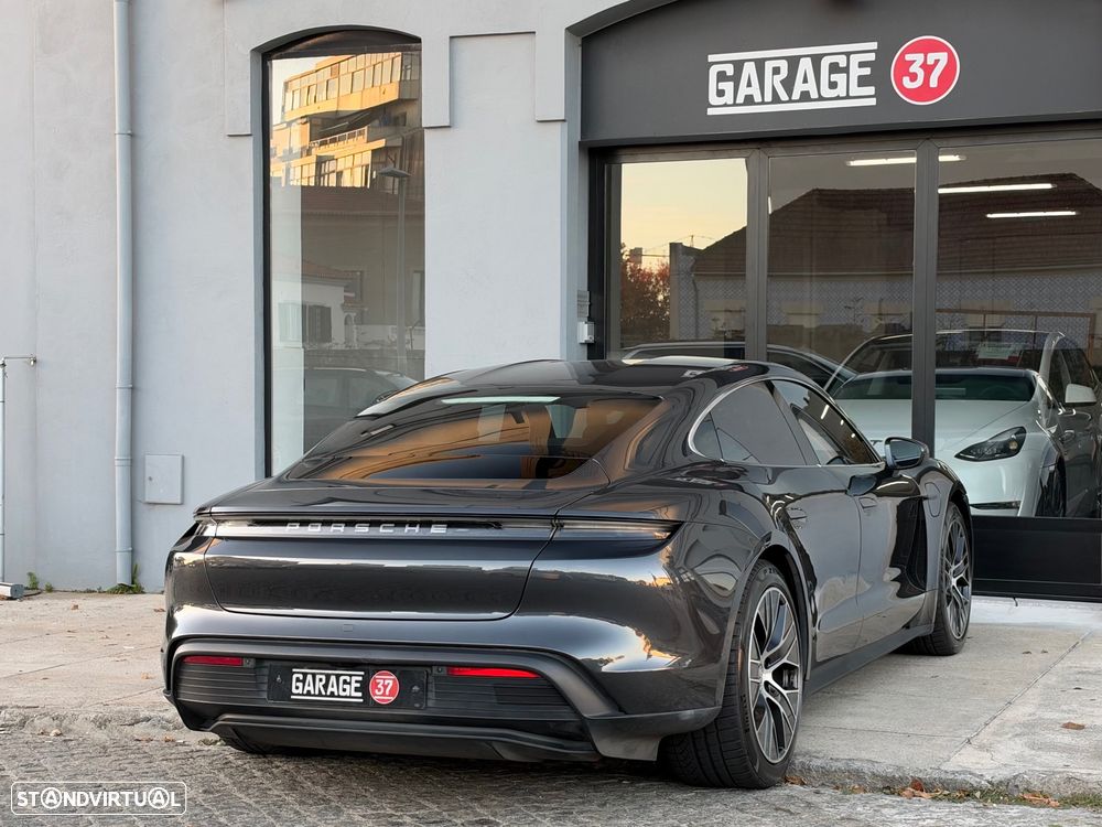Porsche Taycan 4S Bateria Performance Plus - 8