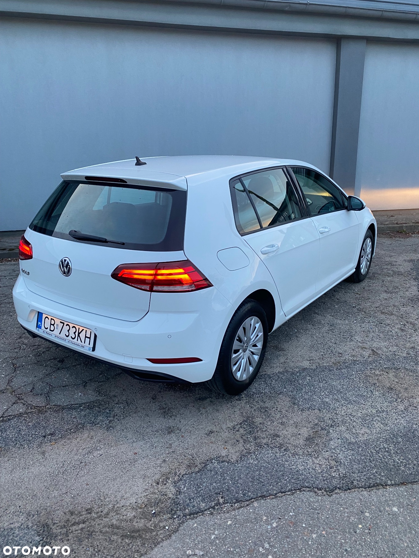 Volkswagen Golf VII 1.0 TSI BMT Comfortline - 6