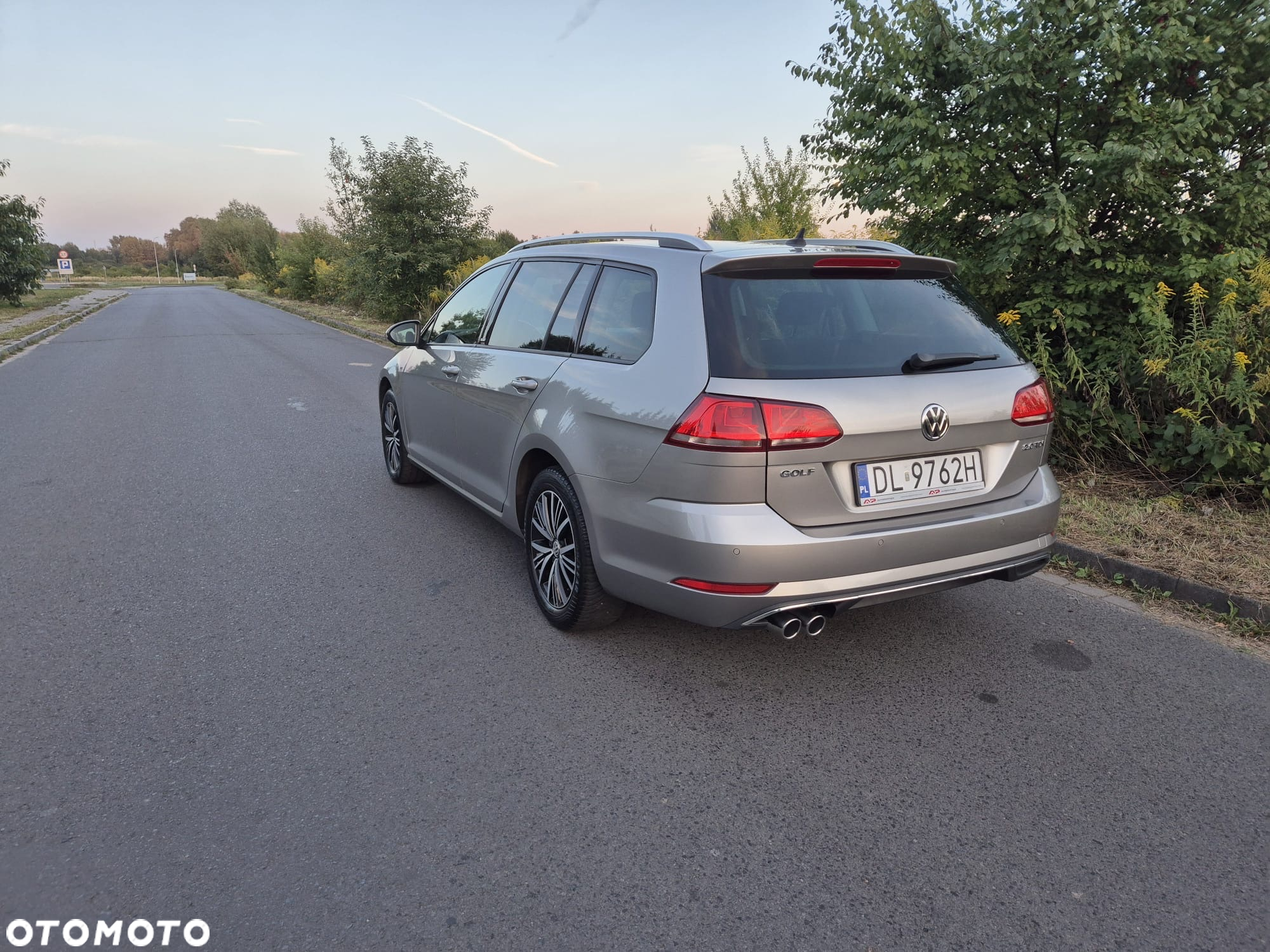 Volkswagen Golf 2.0 TDI BlueMotion Technology Allstar - 11