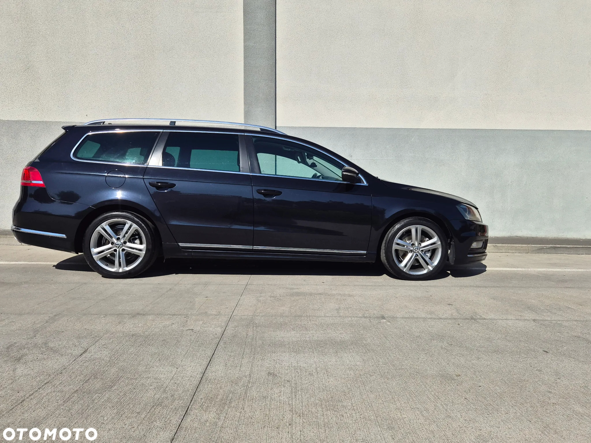 Volkswagen Passat 2.0 TDI Highline R-Style DSG - 19